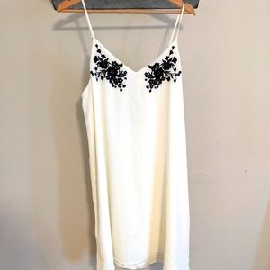Francesca's White dress with black embroidery